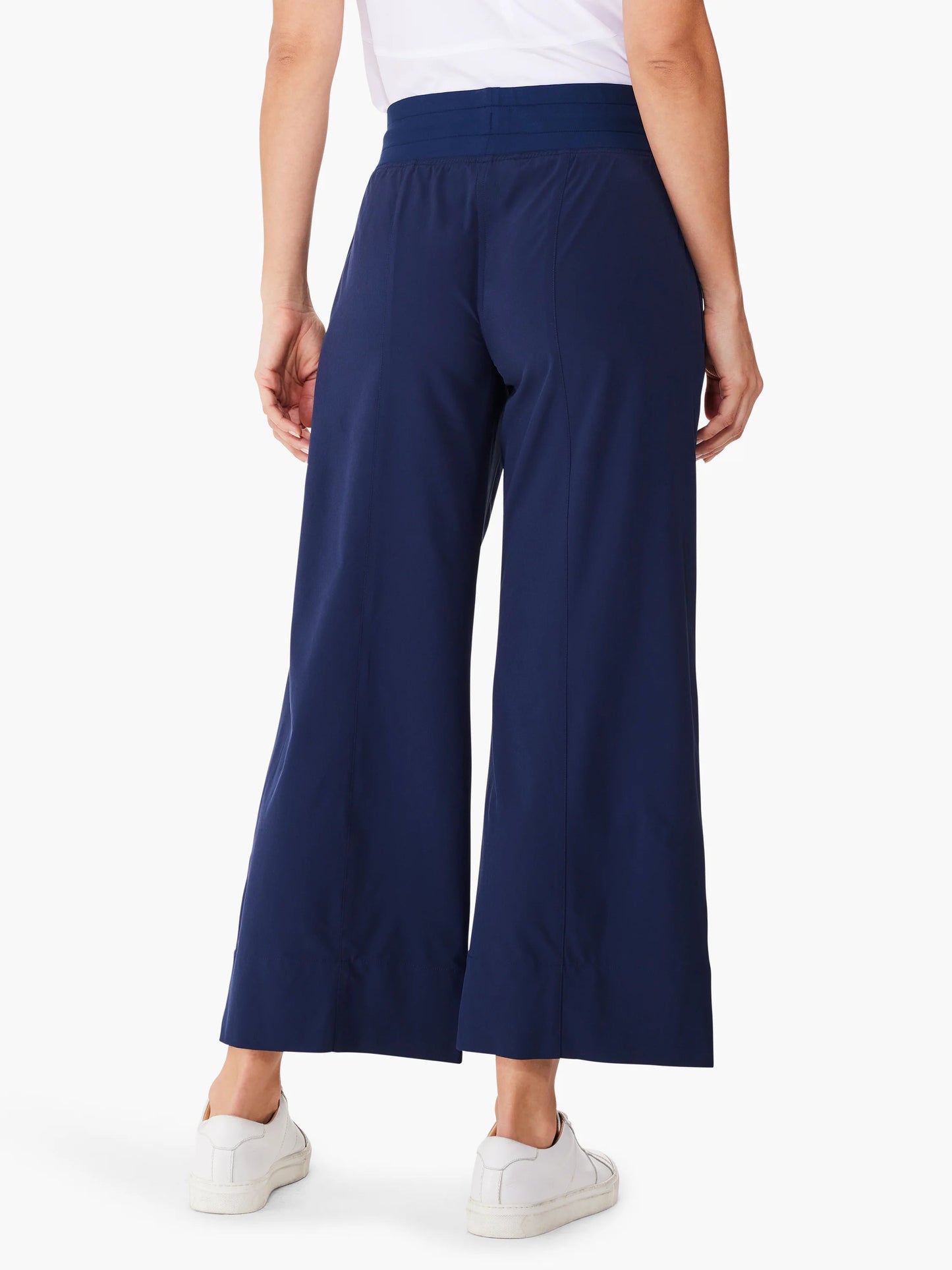 Tech Stretch Wide Leg Crop Pant