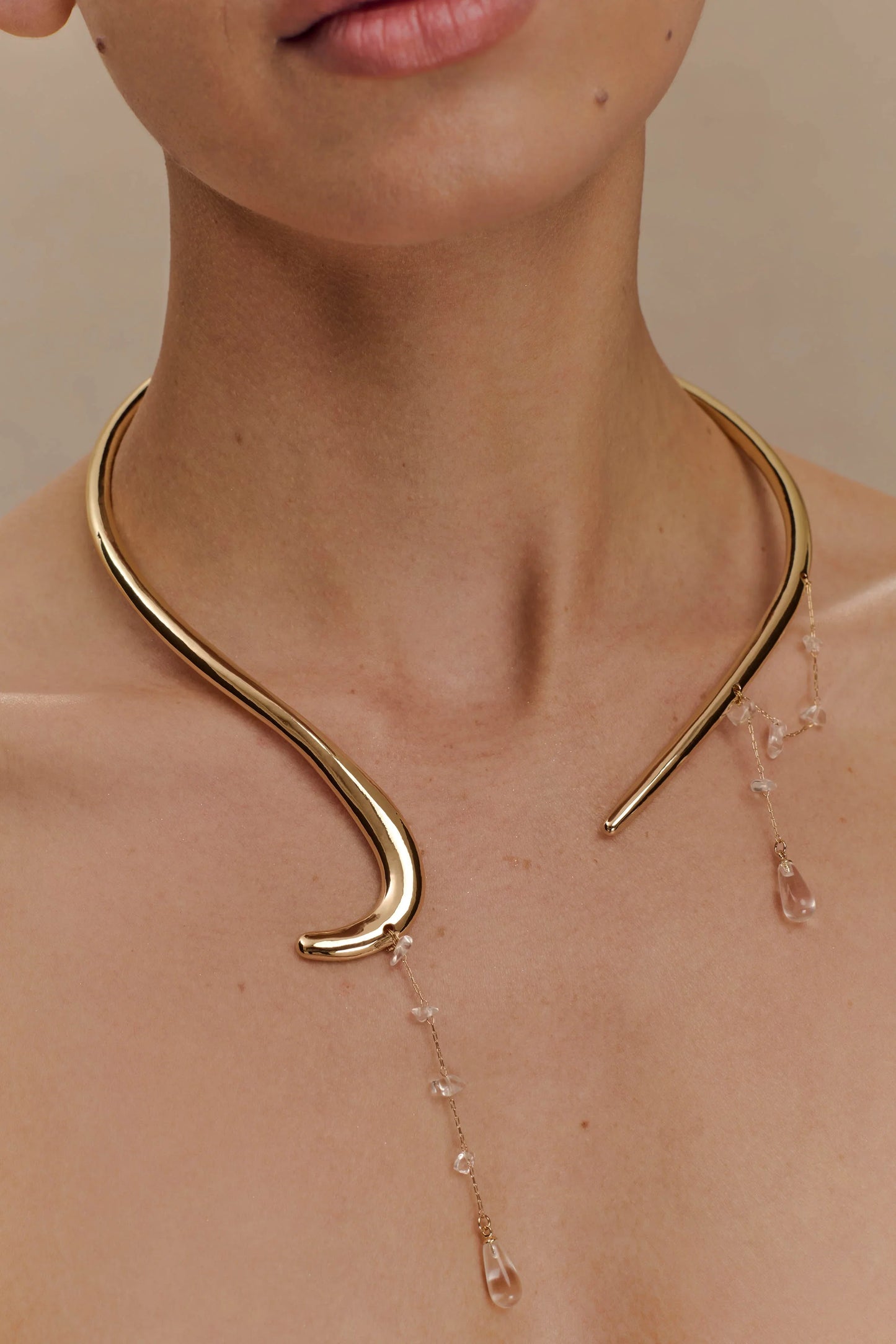 Azura Teardrop Necklace Gold