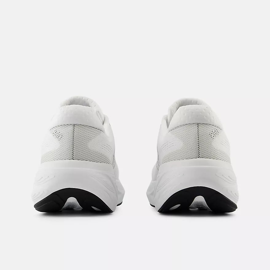 Women's New Balance W880 Athletic Shoe
